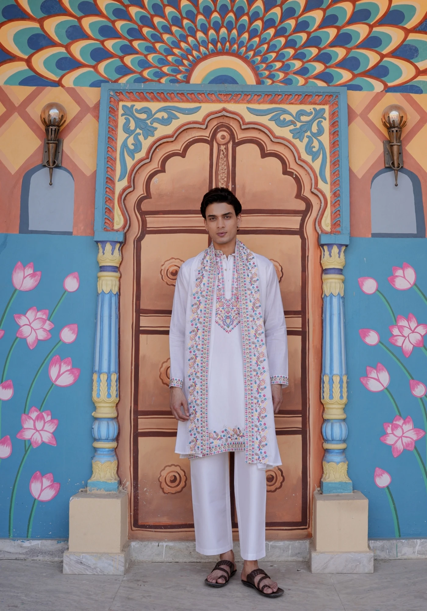 White Gulnaar Gulshan Embroidered Kurta Pajama with Dupatta - view 5