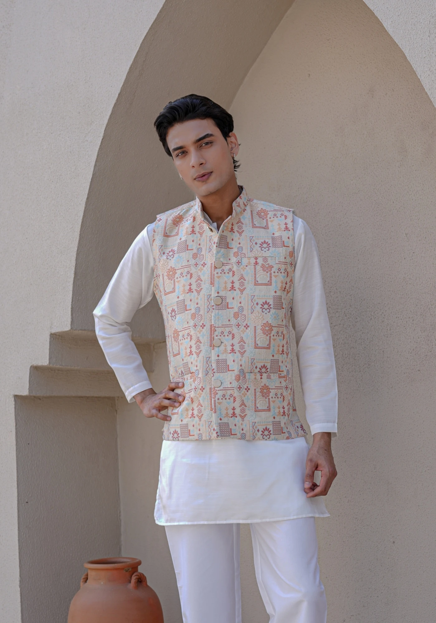 Heritage Peach Riwaayat Woven Koti with Kurta - view 1