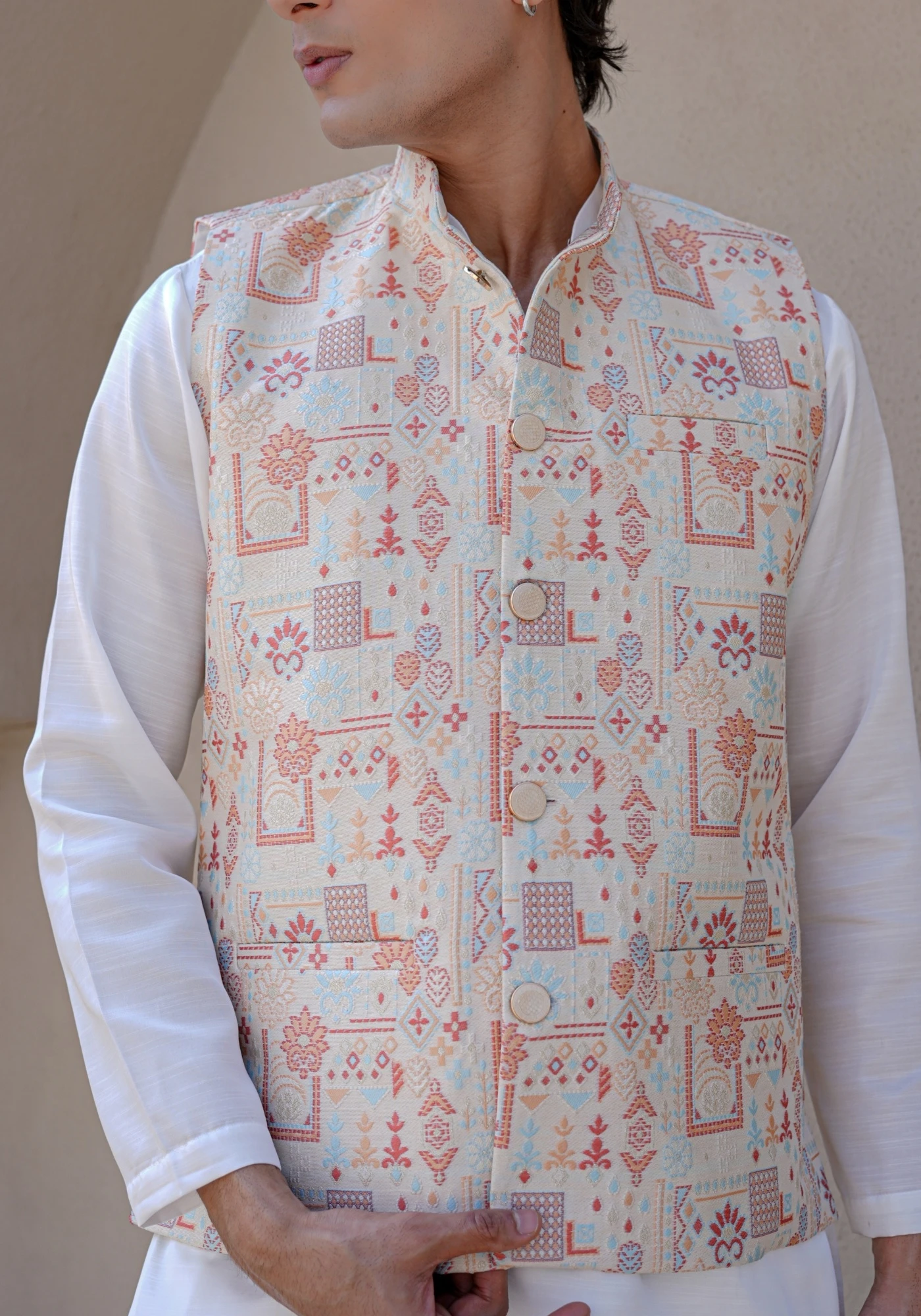 Heritage Peach Riwaayat Woven Koti with Kurta - view 2