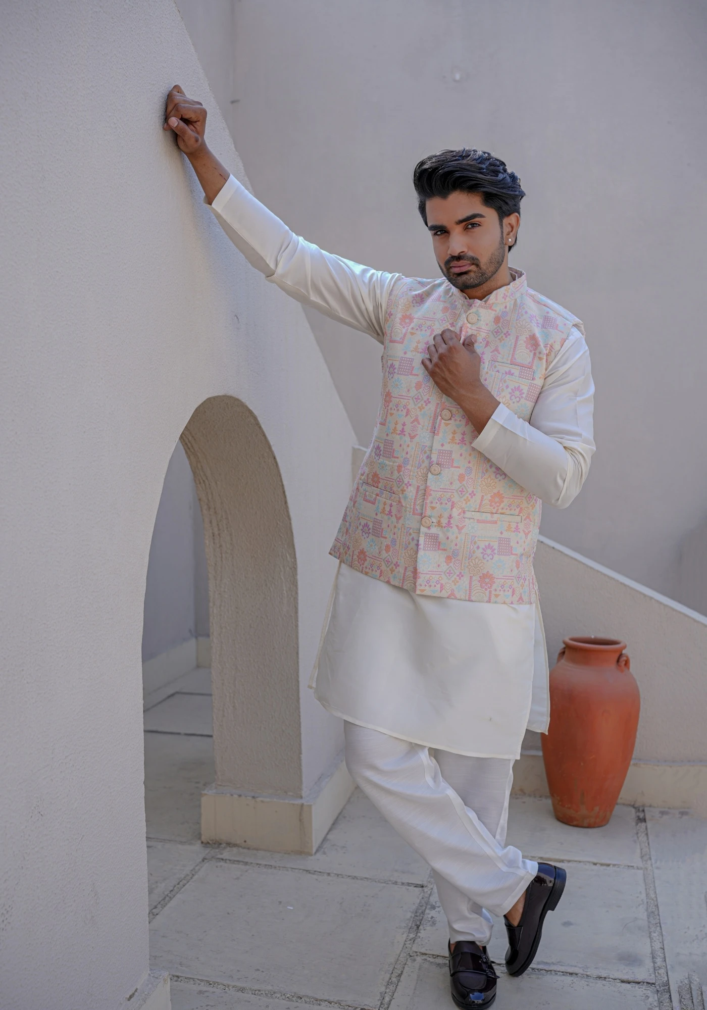 Heritage Pastel Riwaayat Woven Koti with Kurta - view 4
