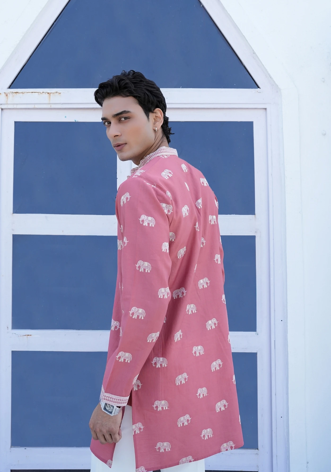 Rose Pink Raang Katha Gajrekha Embrodiered Kurta - view 3