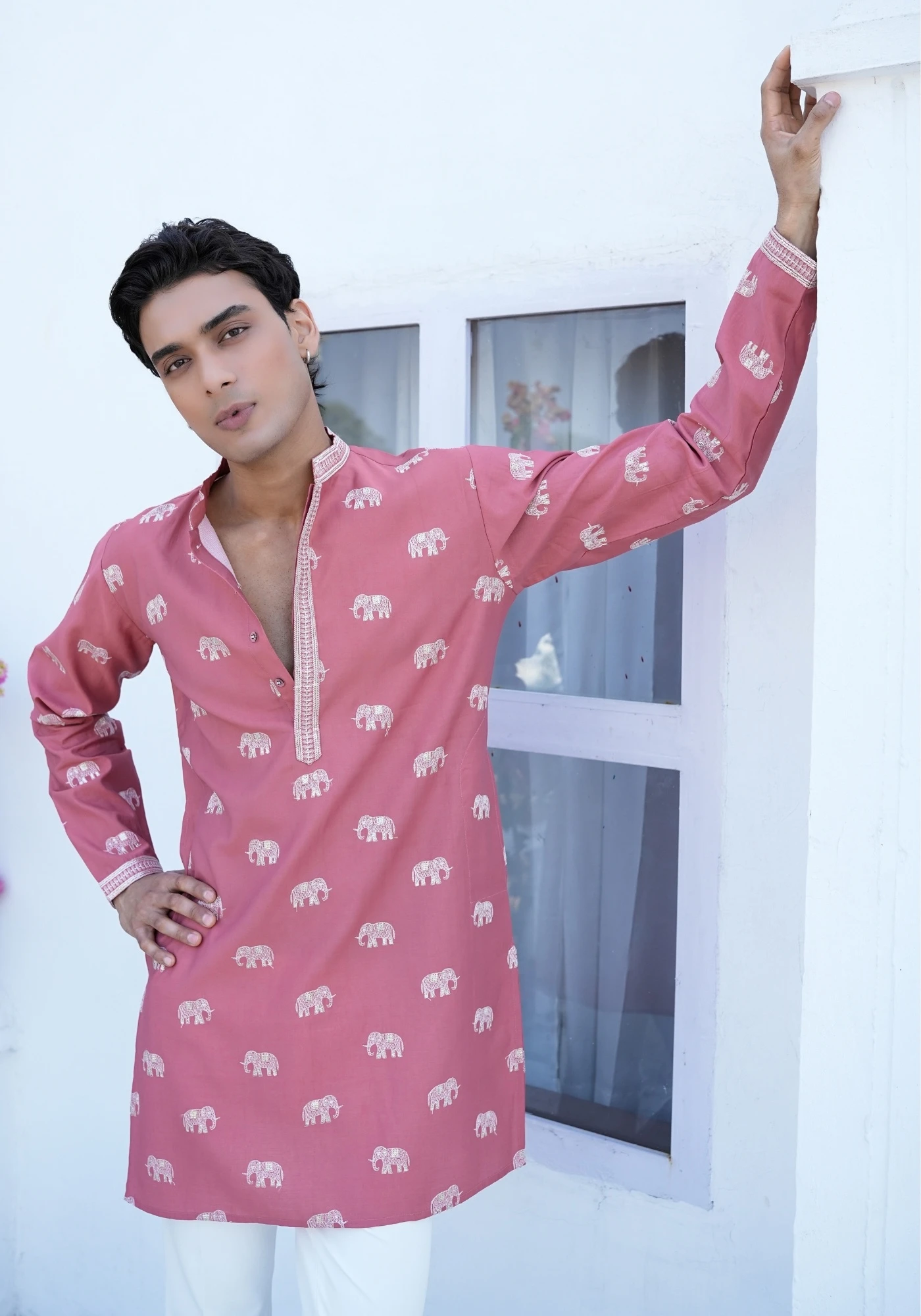Rose Pink Raang Katha Gajrekha Embrodiered Kurta - view 4