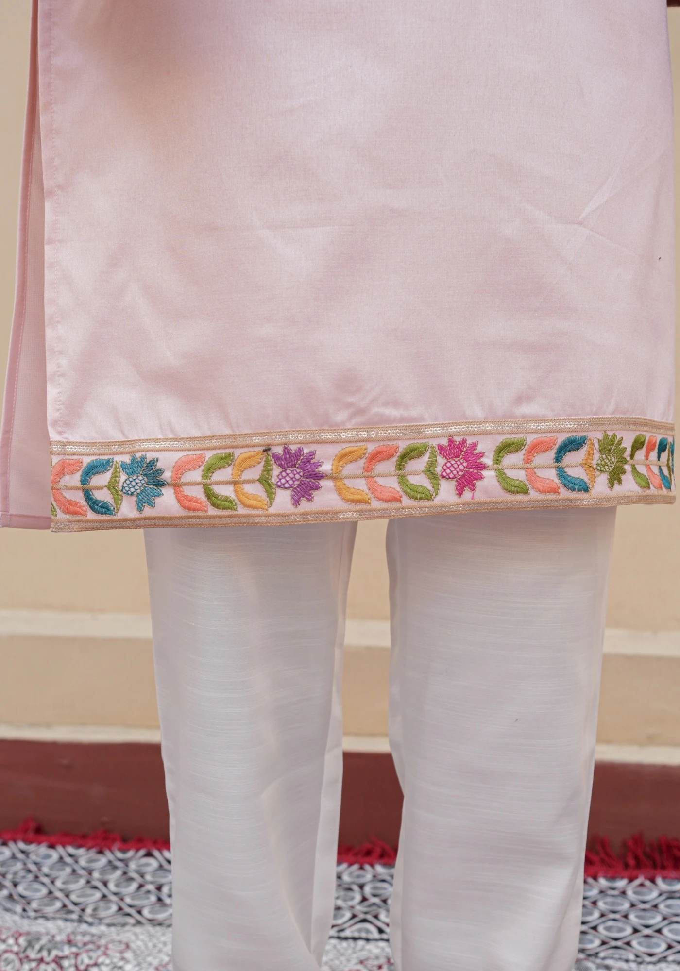Peach Gulnaar Rangphool Embroidered Kurta - view 4
