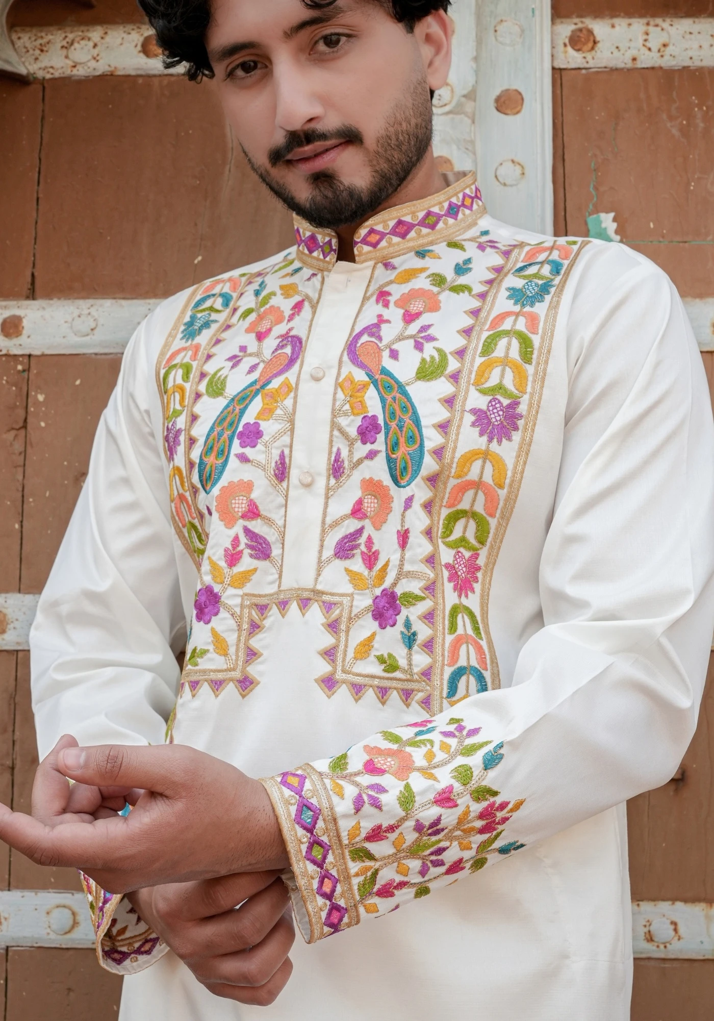 Off White Gulnaar Rangphool Embroidered Kurta - view 2
