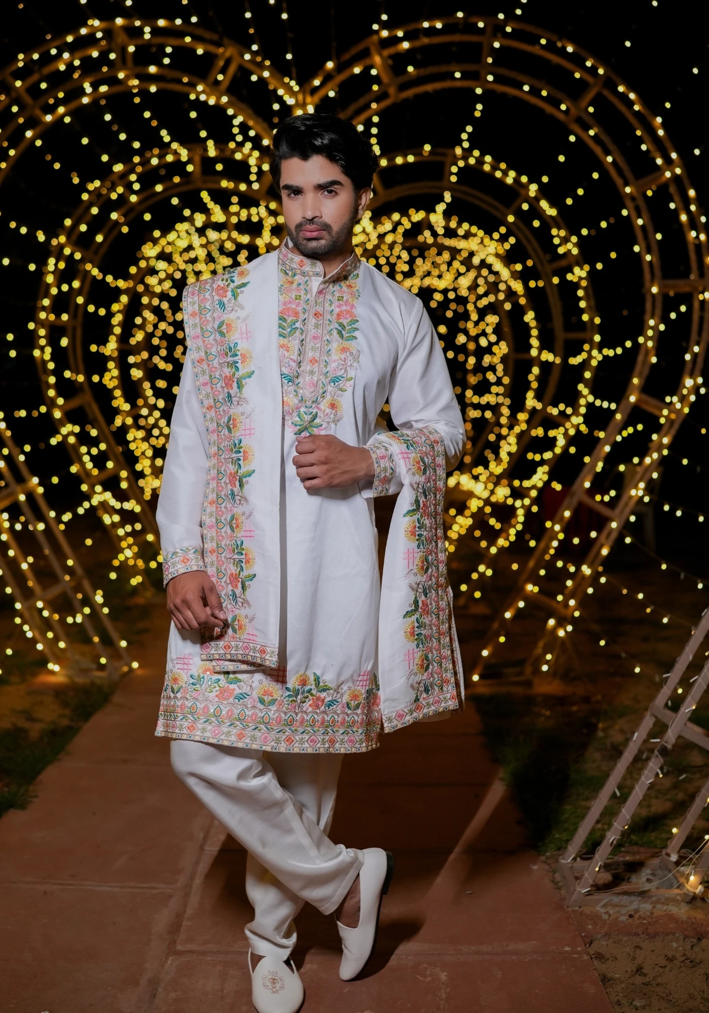 White Gulnaar Gulistaan Embroidered Kurta Pant with Dupatta - view 1