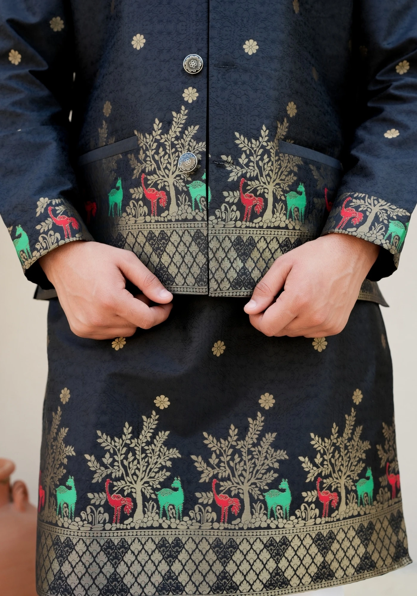 Jet Black Bunaavat Pashu Baagh Jacquard Koti Kurta Set - view 2