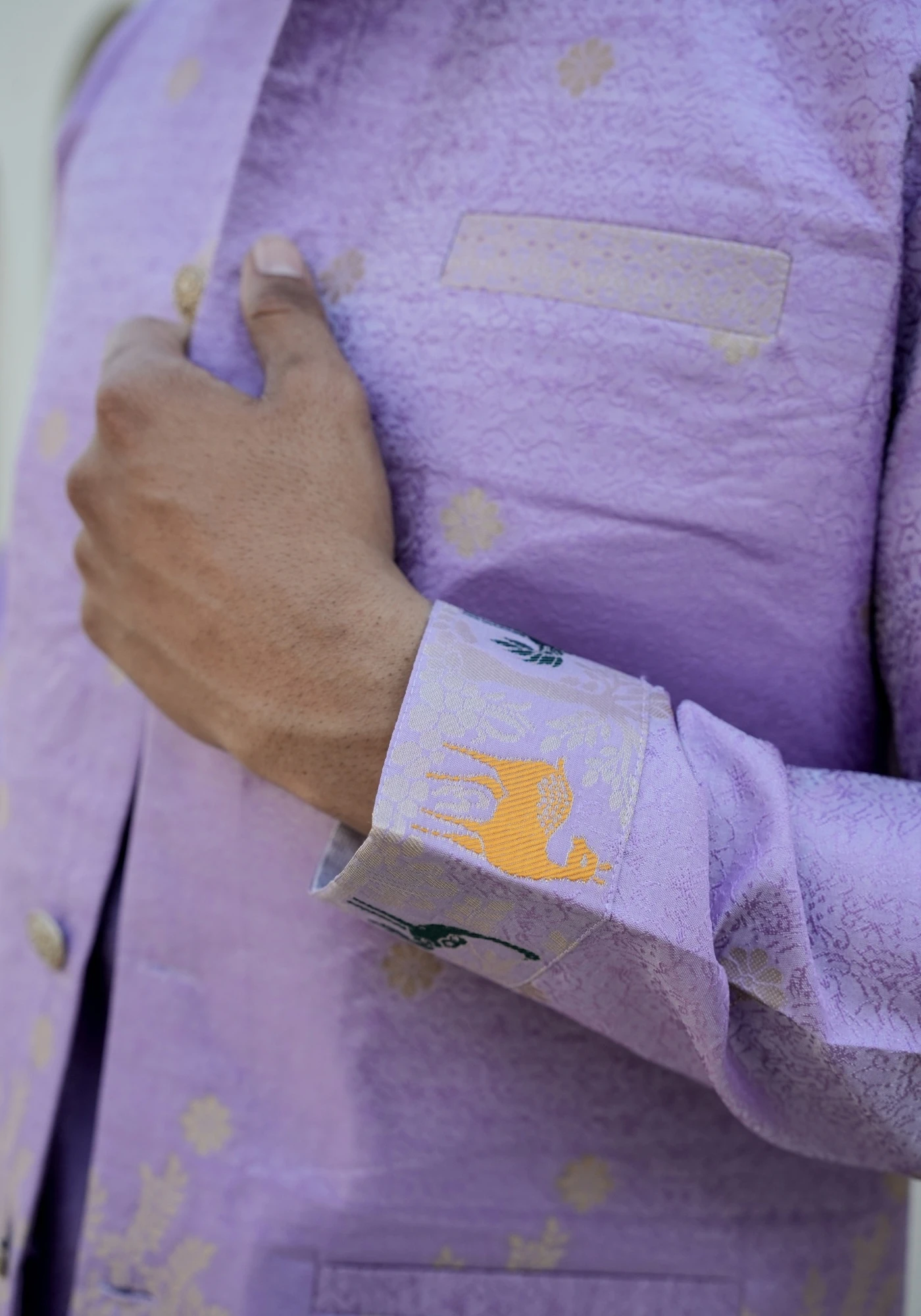 Lavender Bunaavat Pashu Baagh Jacquard Koti Kurta Set - view 5