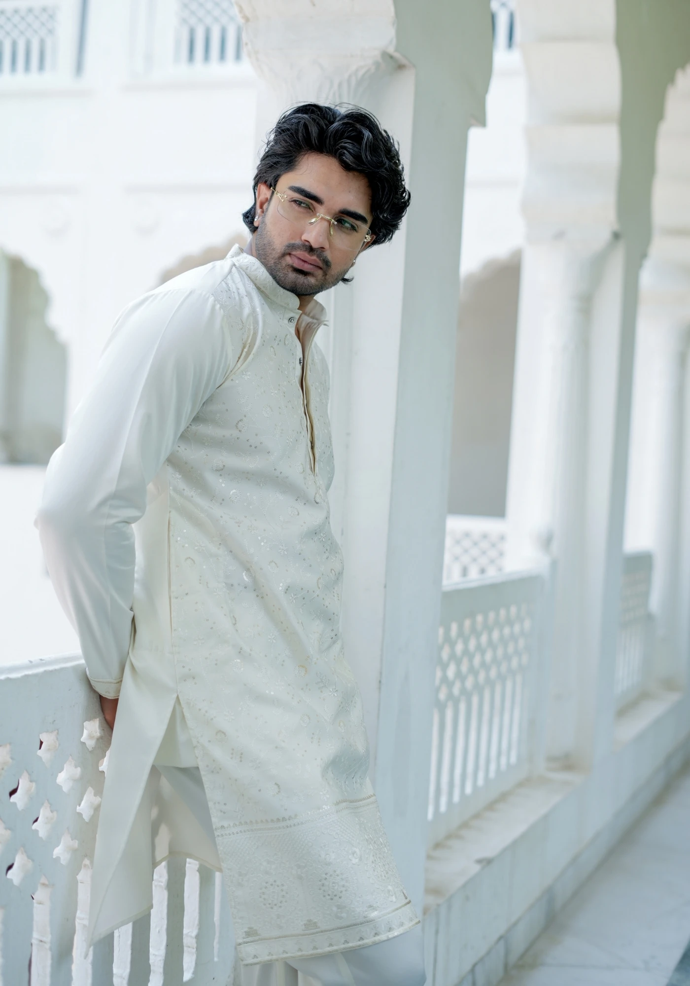 Ivory Noorjaal Chandni Embroidered Kurta Pant with Dupatta - view 5