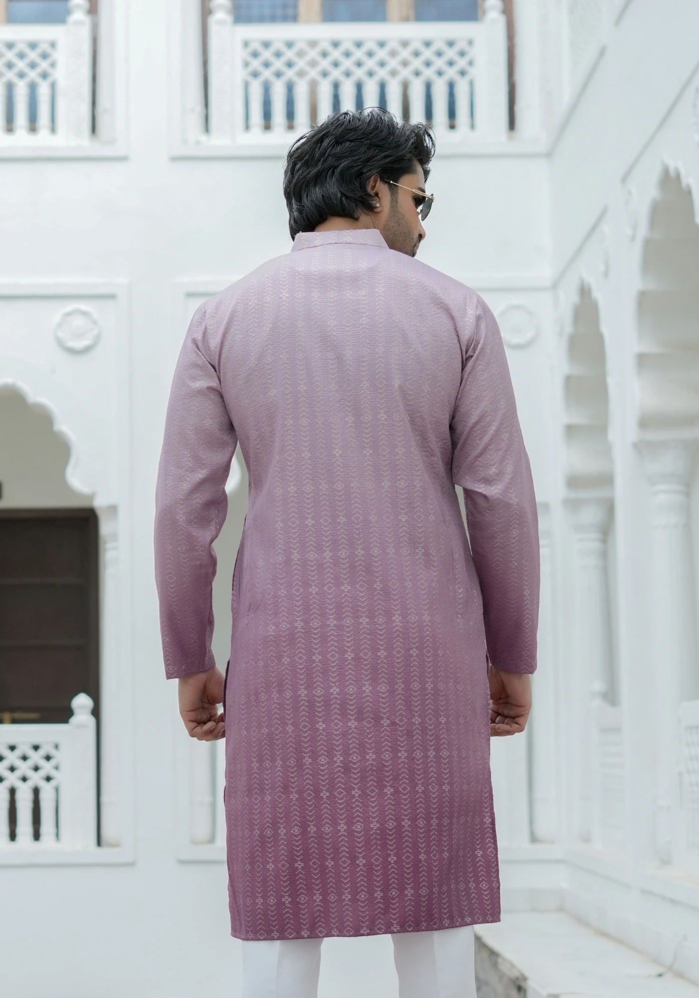 Dusty Purple Nazakat Tarangrekha Self Wooven Ombre Kurta - view 4