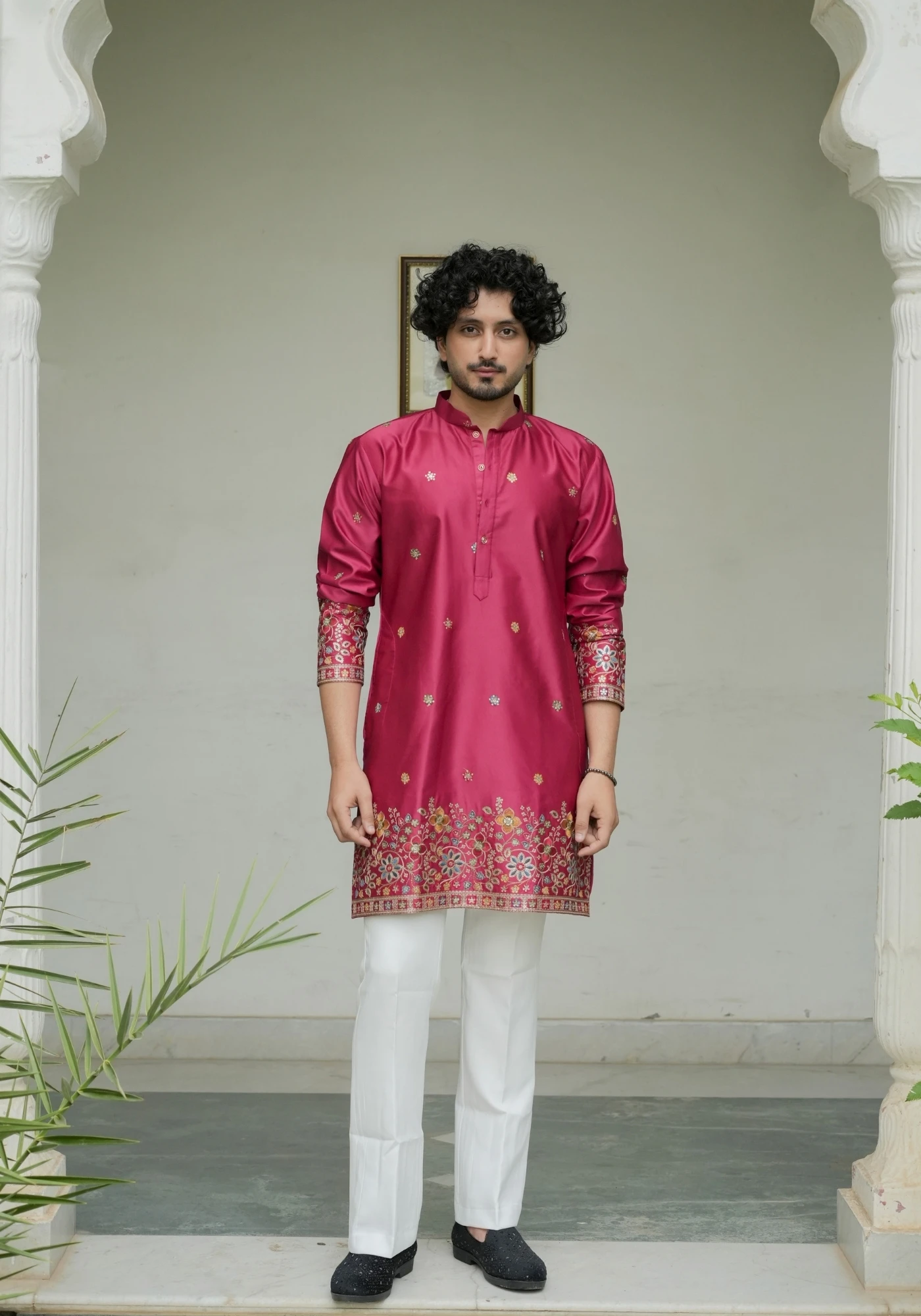 Magenta Pink Noorjaal Gulrang Embroidered Kurta - view 5