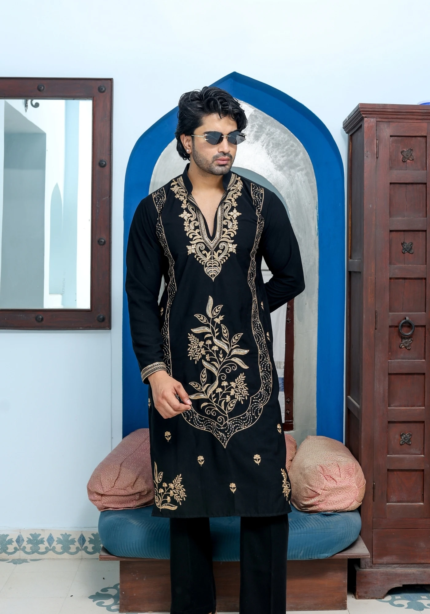 Black Gulnaar Gulkaar Embroidered Kurta - view 3