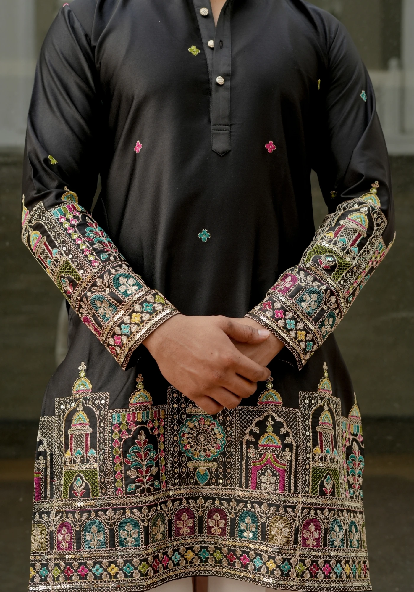 Classic Black Sheher Naqsh Embroidered Kurta - view 2