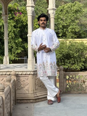 Kurta
