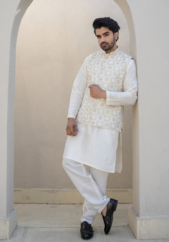 Cream Riwaayat Gulchowk Woven Koti Kurta Pant Set