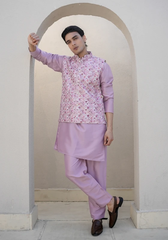 Lavender Riwaayat Gulchowk Woven Koti Kurta Pant Set