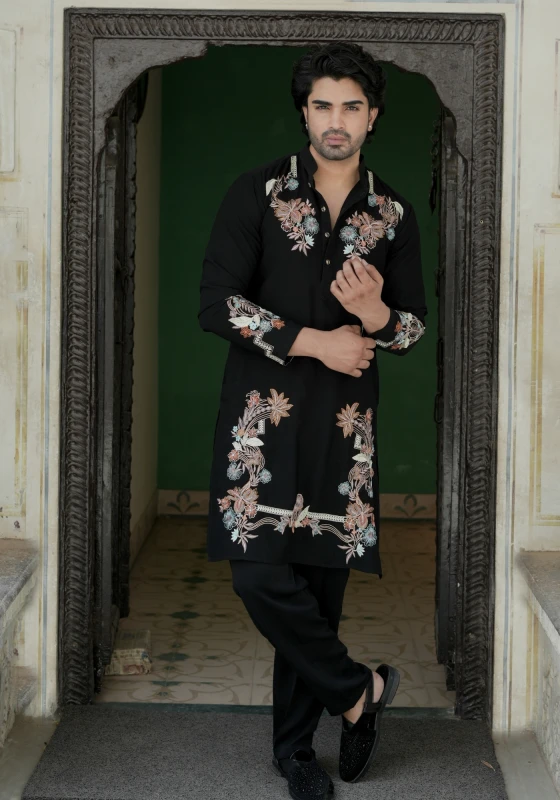 Midnight Black Gulzar Naqsh Embroidered Kurta Pant Set