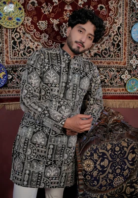 Charcoal Black Rangrez Jharokha Naqsh Embroidered Kurta - Black